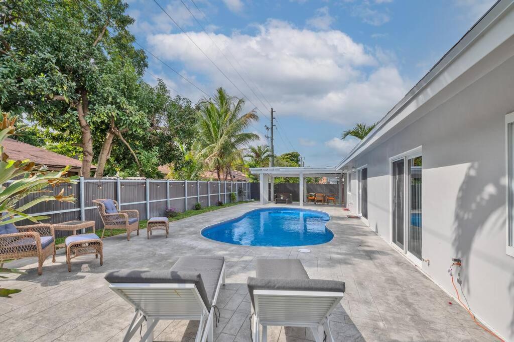 Spacious 4 Bedrooms, 2 Bathroom House With Pool Miramar Exterior foto